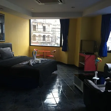 Koenig Mansion 4*