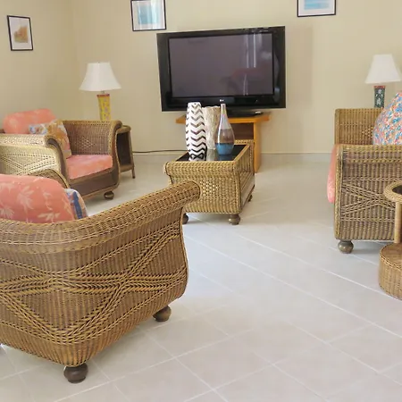 Butterfly Garden Boutique Residences: Luxury & With Full Amenities 3*