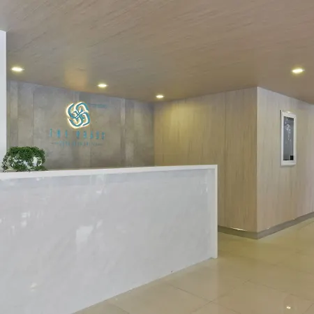 โรงแรม The Grass Serviced