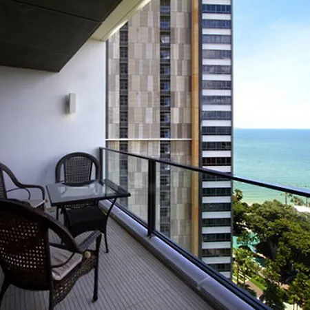 Northpoint Luxury Grandisvillas Hotel