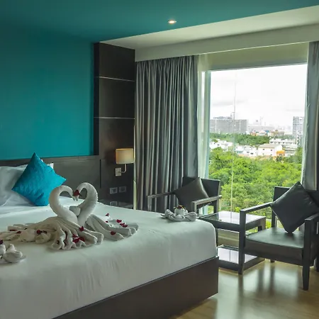 Unique Regency โรงแรม 4*