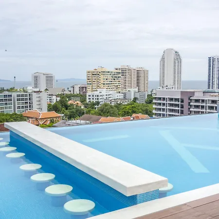 โรงแรม Unique Regency Pattaya
