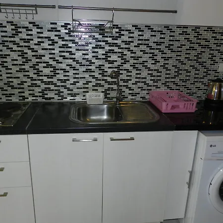 Neocondo 3*