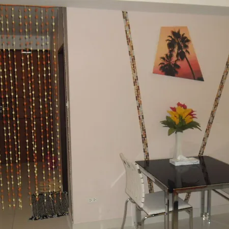 Neocondo 3*