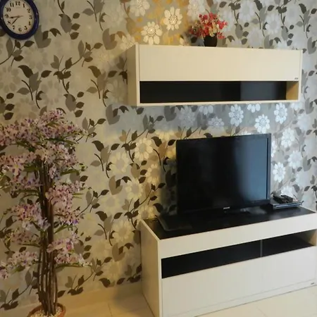 Neocondo