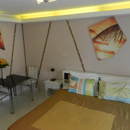 Neocondo 3*
