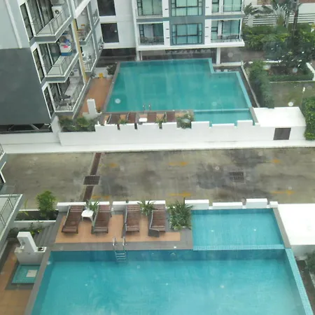 Neocondo Hotel 3*
