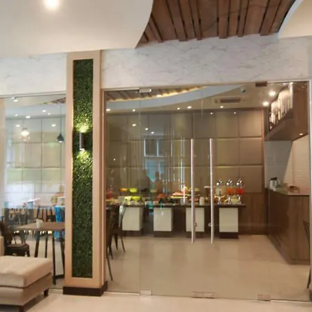 โรงแรม Levana - Sha Extra