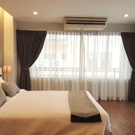 Ploen Place Hotel 3*