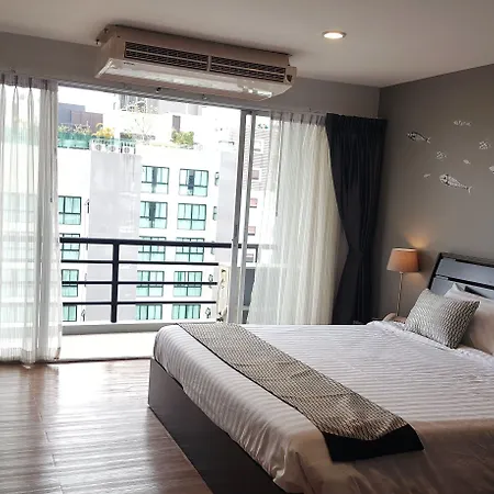 Hotel Ploen Place 3*