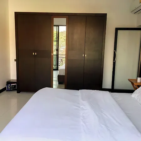 4poolvillas วิลล่า *