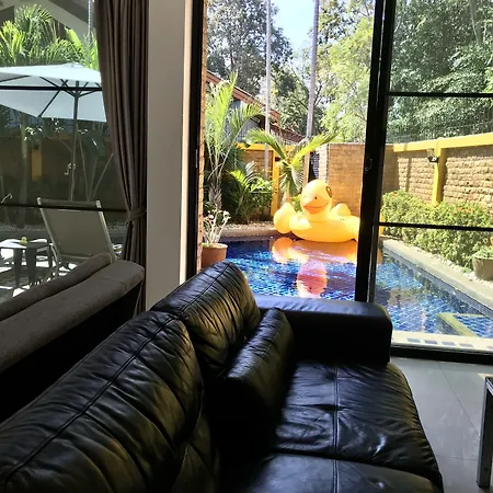4poolvillas วิลล่า *
