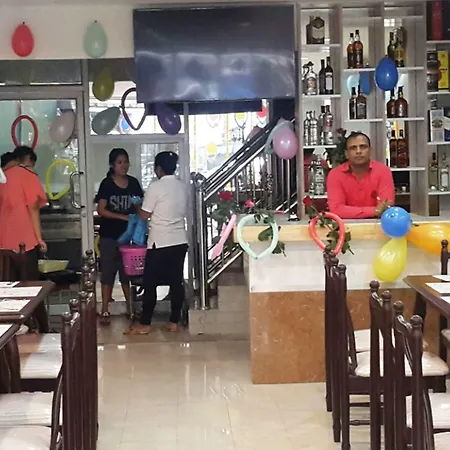 New Pind Balluchi Hotel 3*