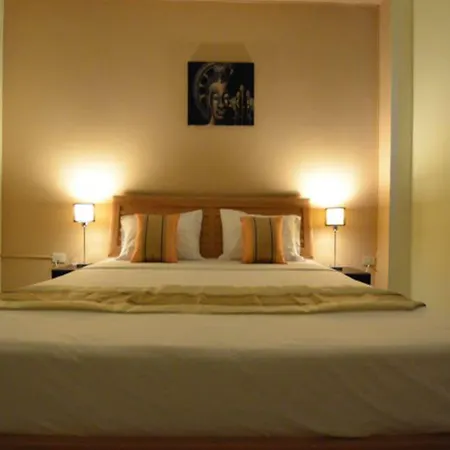 Bua Khao Paradise บ้านพัก 3*