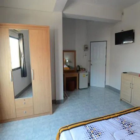 Bua Khao Paradise 3* Pattaya