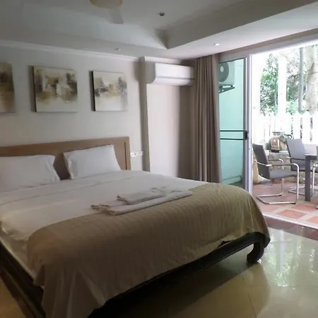 อพาร์ตโฮเทล เวสเบอร์รี่ เรสซิเดนท์ Pattaya