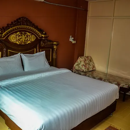 บ้านพัก Oyo 75486 Anna