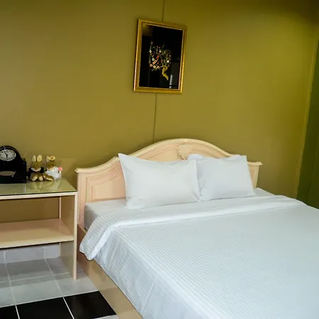 บ้านพัก Oyo 75486 Anna