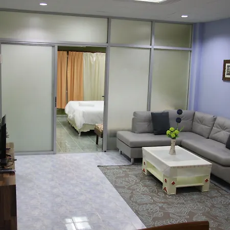 Oyo 75486 Anna บ้านพัก 3*