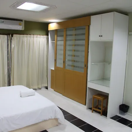 บ้านพัก Oyo 75486 Anna