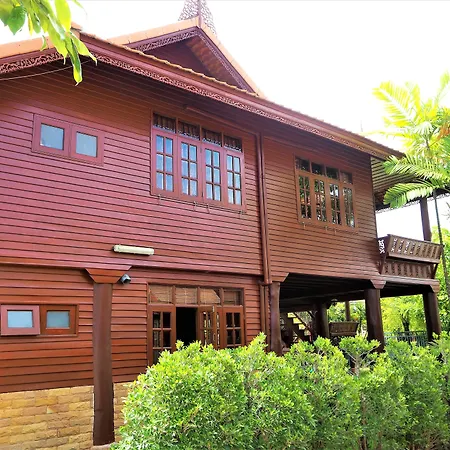 รีสอร์ท Baan Thai Lanna Pattaya