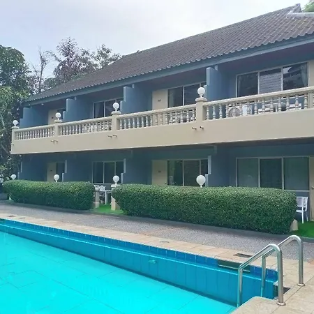 Let's Hyde & - Pool โรงแรม Pattaya