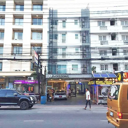 โรงแรม Snoozzotel 3*