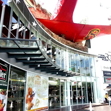 Snoozzotel โรงแรม