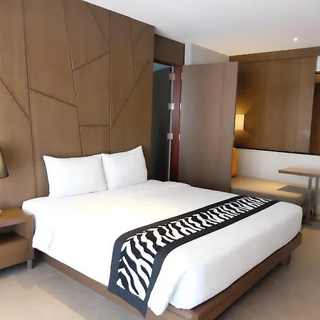 Season Five Hotel