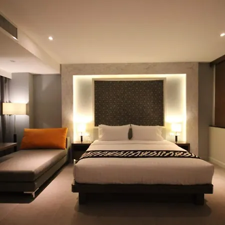 Season Five 4* Pattaya