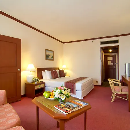 โรงแรม Ambassador Jomtien Wing 3*