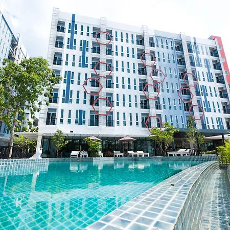 โรงแรม P 3*