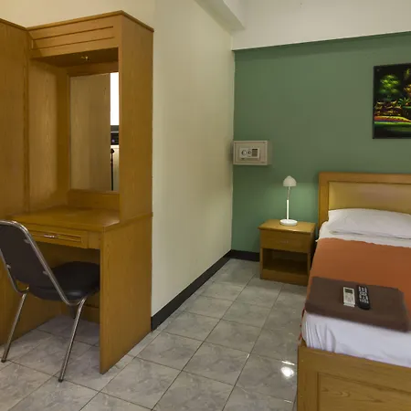Traveller's Rest Sports Bar Guest house Pattaya
