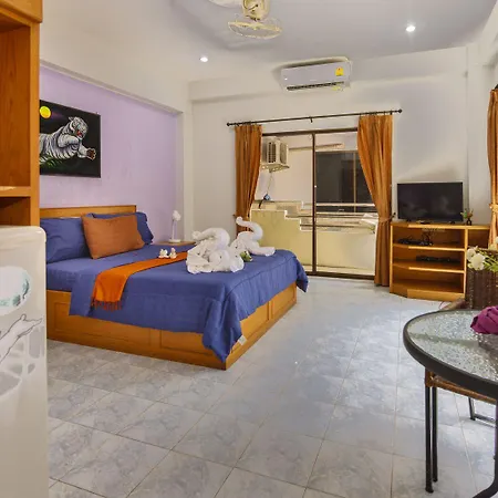 Guest house Traveller's Rest Sports Bar 4*