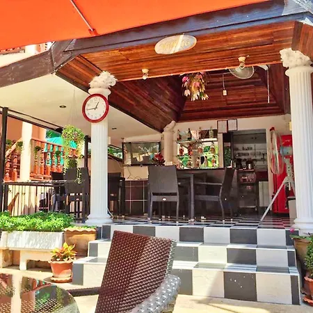 Phratamnak - 100 Meter From * Pattaya