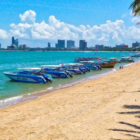 Phratamnak - 100 Meter From Pattaya