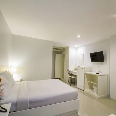 โรงแรม Ice 3*