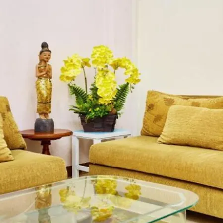 Blue House โรงแรม Pattaya