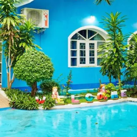 Blue House 2*