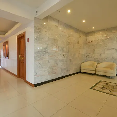 โรงแรม Oyo 109 Ozone Prime Pattaya