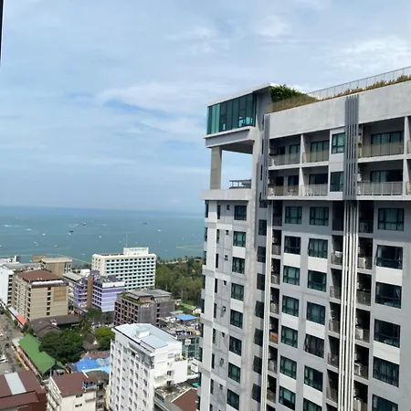 - Roof Pool Apartment