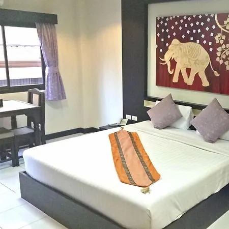 Zip & Restaurant โรงแรม Pattaya