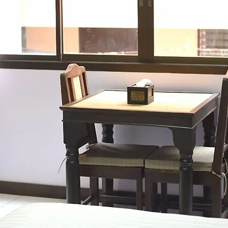โรงแรม Zip & Restaurant Pattaya
