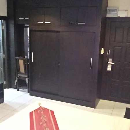Zip & Restaurant โรงแรม Pattaya