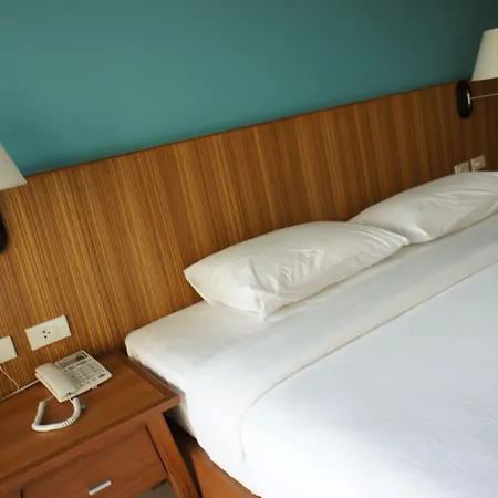 D 2 Hotel