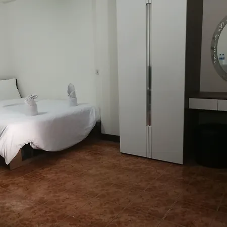 อพาร์ตโฮเทล ซอย 5 อพาร์ทเม้นท์ Pattaya