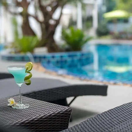 Bay Jomtien Hotel 5*