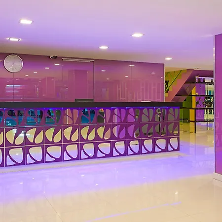 Holidays Hotel