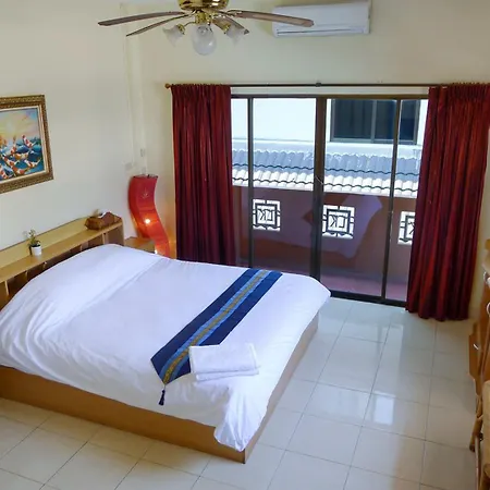 บ้านพัก เมโทร 2*