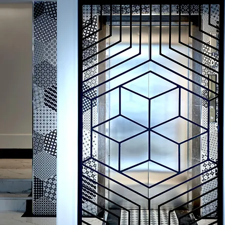 โรงแรม Chezzotel